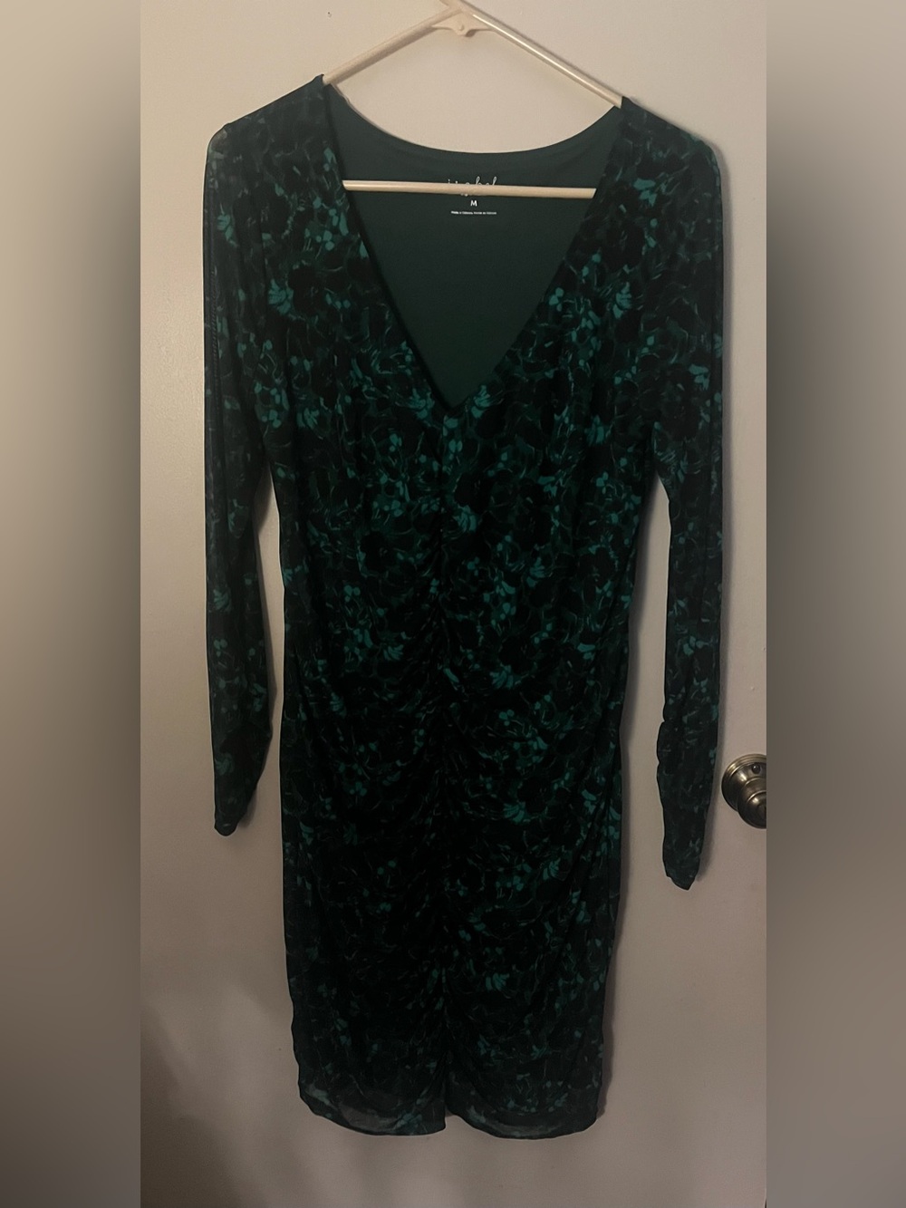 Ingrid & Isabel Dark Green Floral Long-Sleeve V-Neck Dress